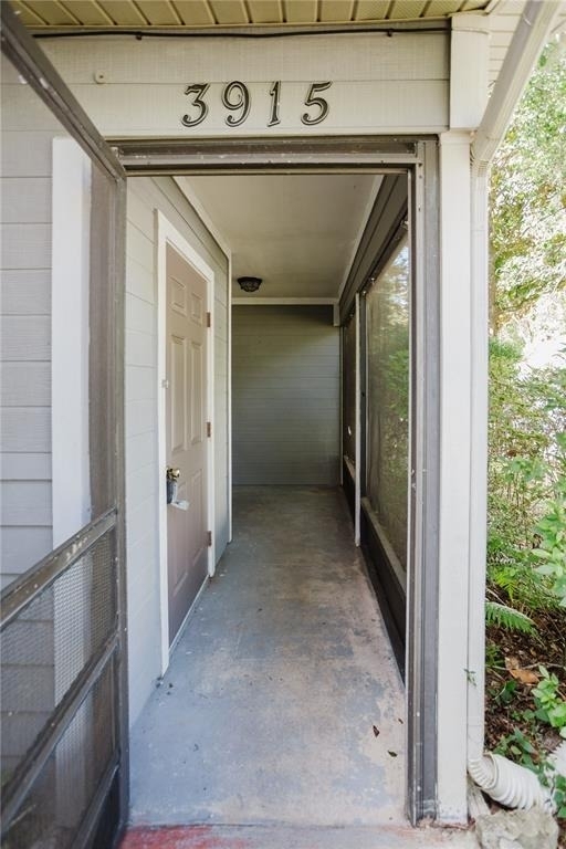 3915 Nw 7th Place - Photo 2