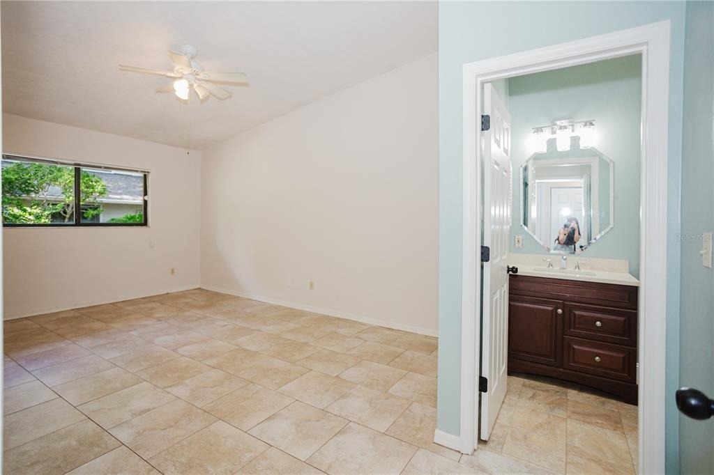 3915 Nw 7th Place - Photo 26