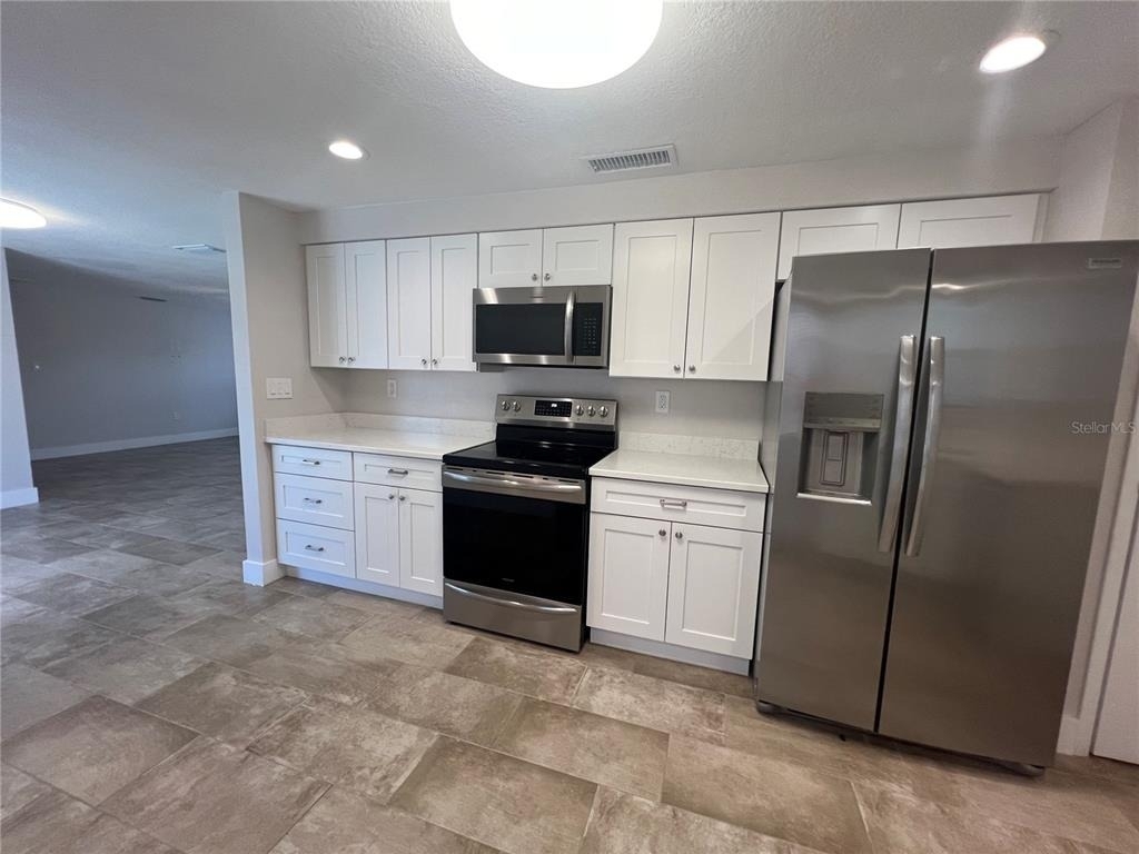 1387 Aken Street - Photo 9