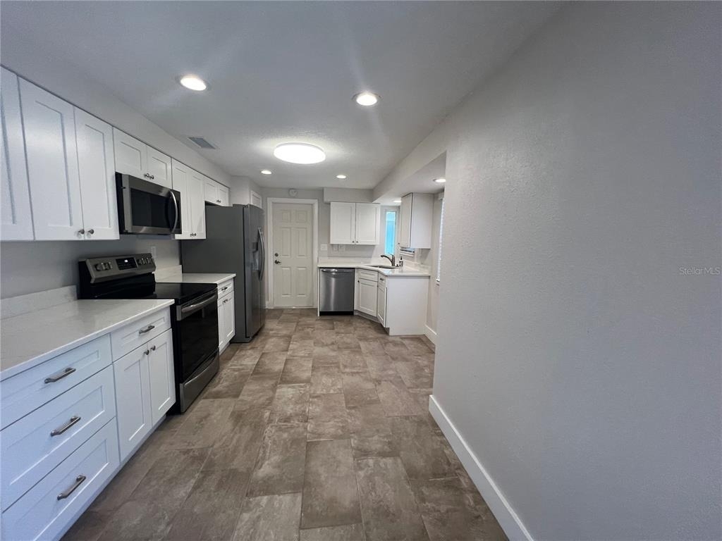 1387 Aken Street - Photo 7
