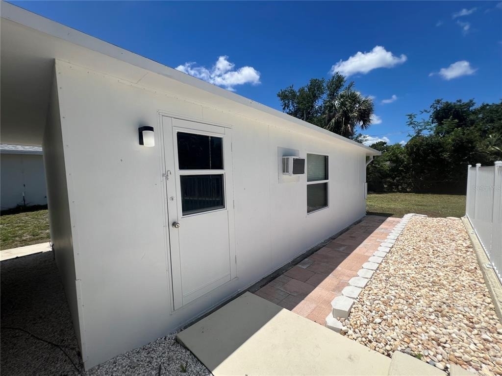 1387 Aken Street - Photo 34
