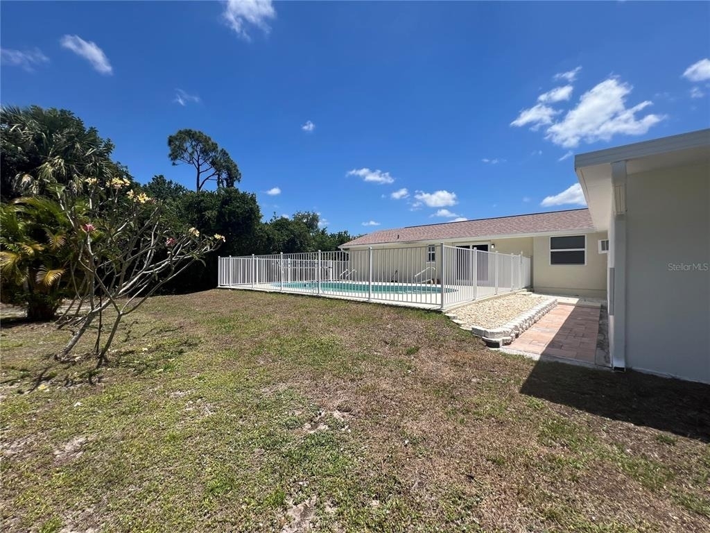1387 Aken Street - Photo 38