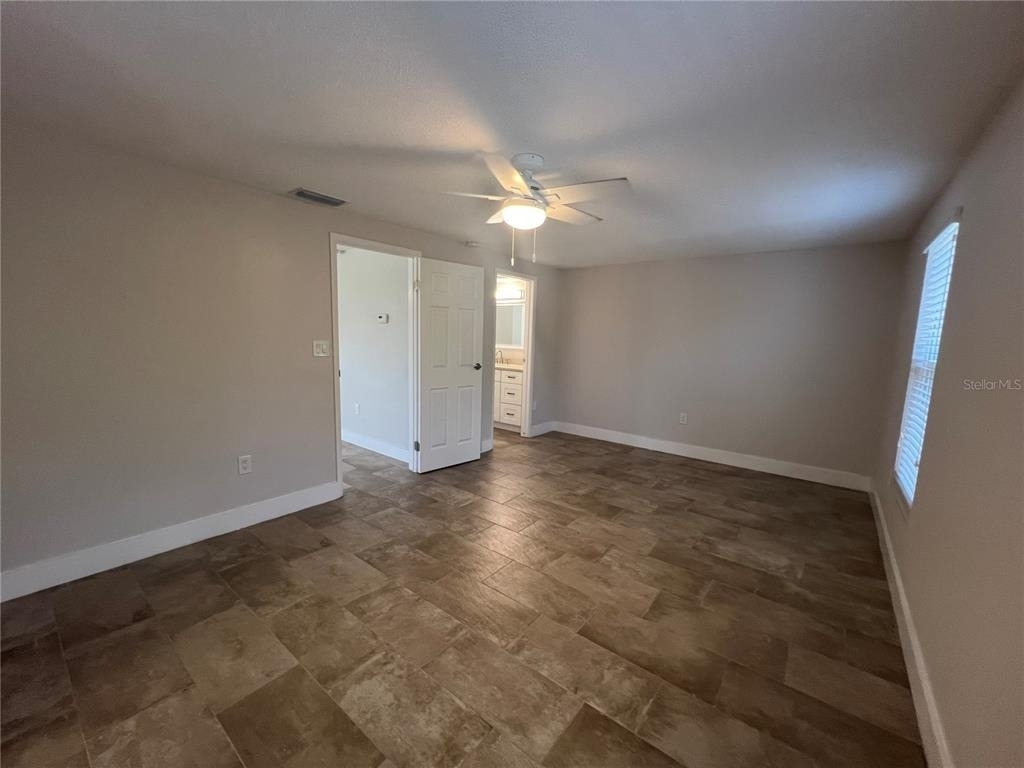 1387 Aken Street - Photo 14