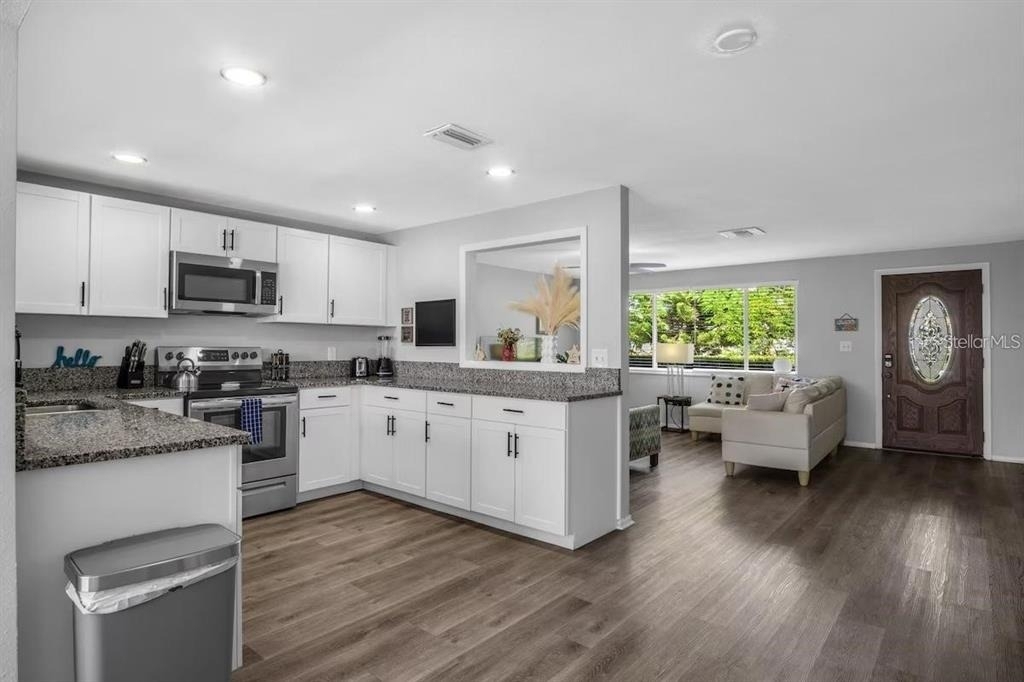 8628 Magnolia Drive - Photo 4