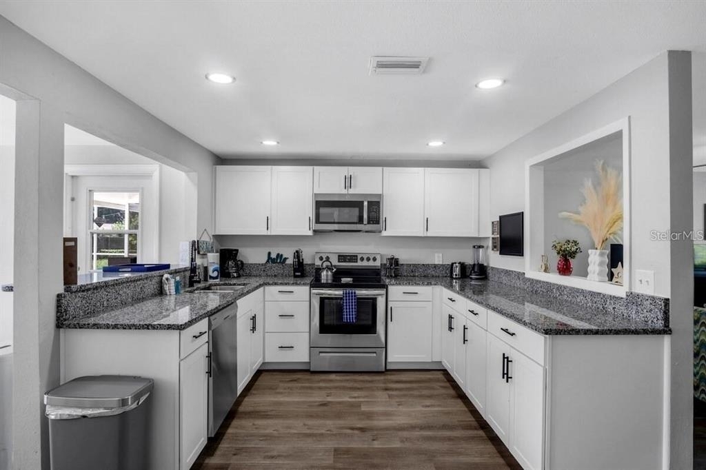 8628 Magnolia Drive - Photo 5