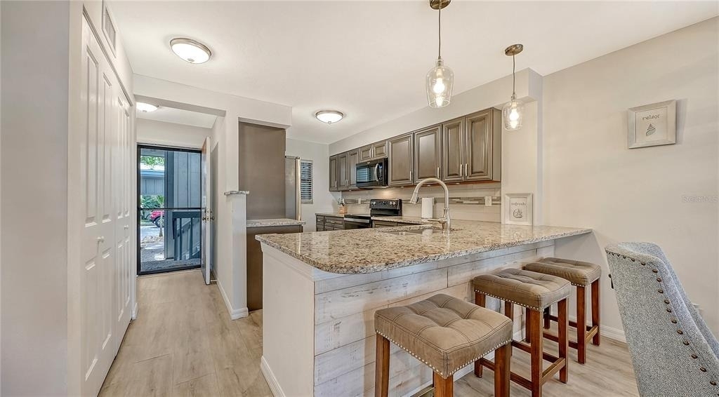 1249 Dockside Place - Photo 5