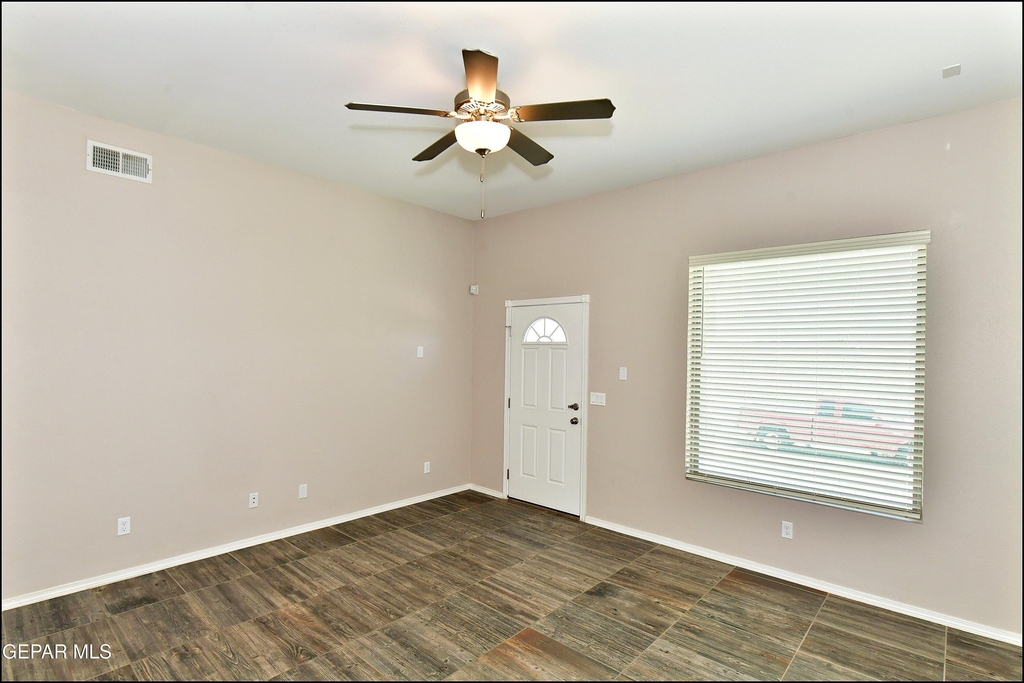 963 Aircoupe Way - Photo 7