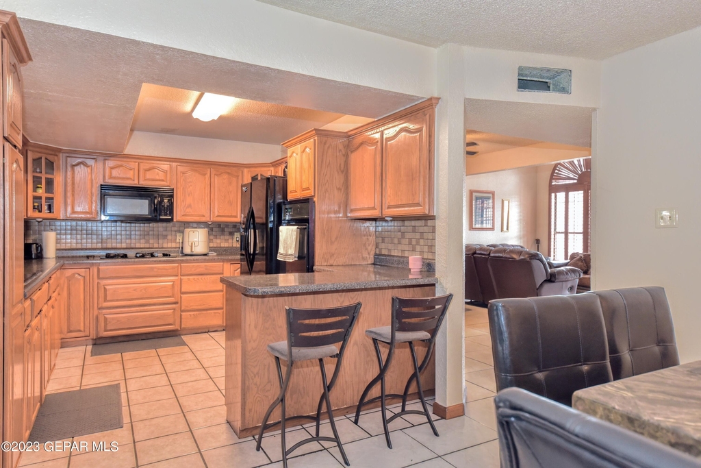 3009 Lake Spier Drive - Photo 3