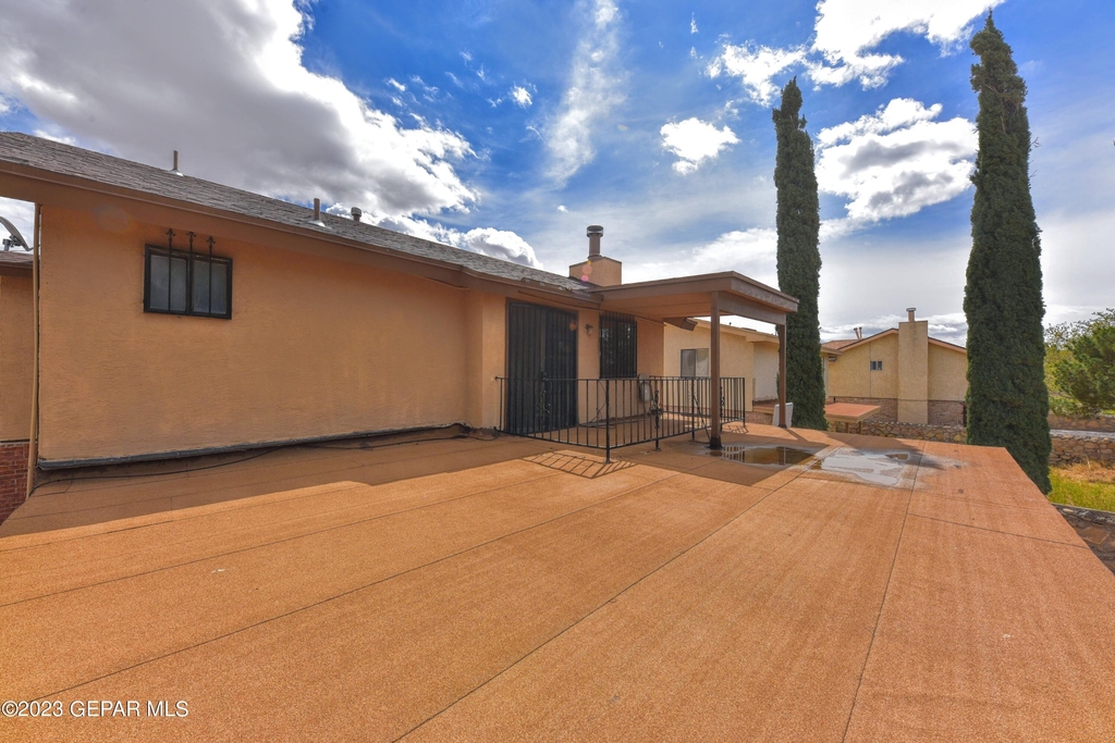 3009 Lake Spier Drive - Photo 37