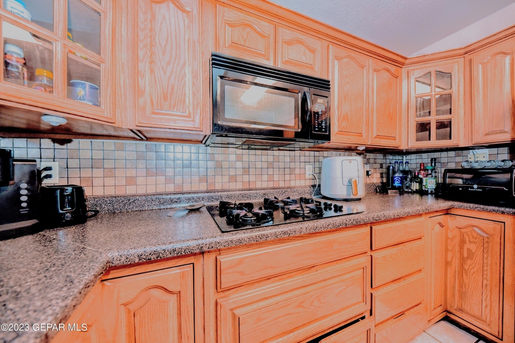 3009 Lake Spier Drive - Photo 5