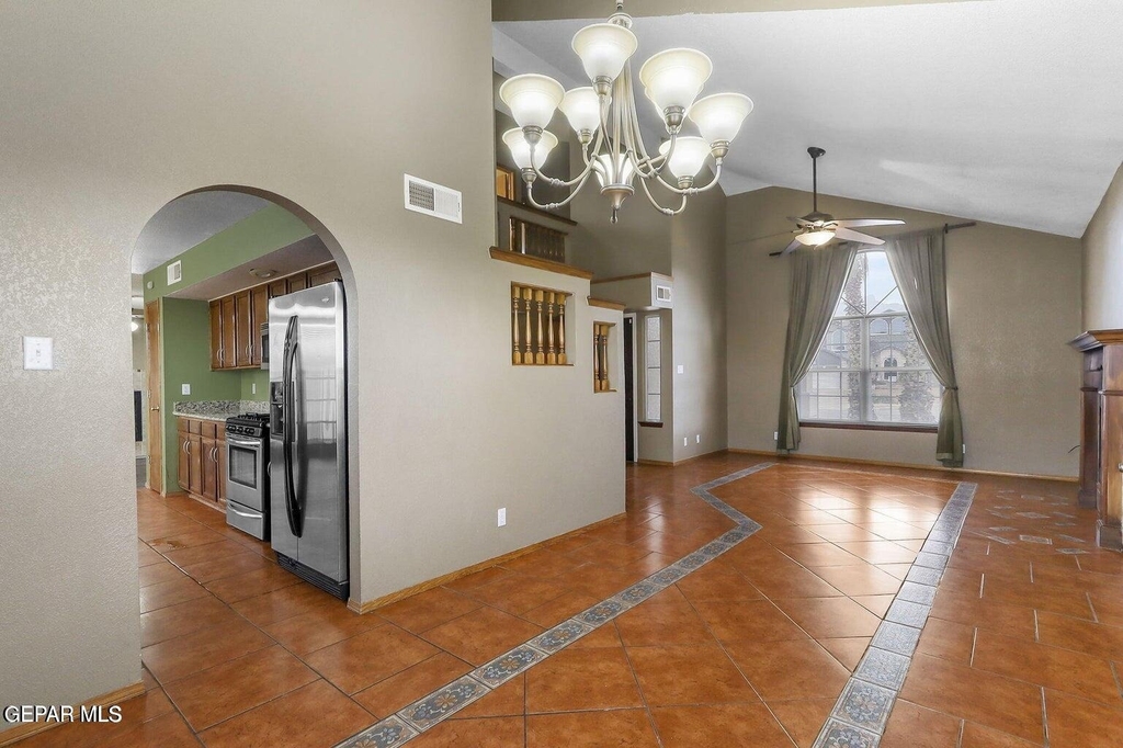 11312 Loma Royal Place - Photo 5