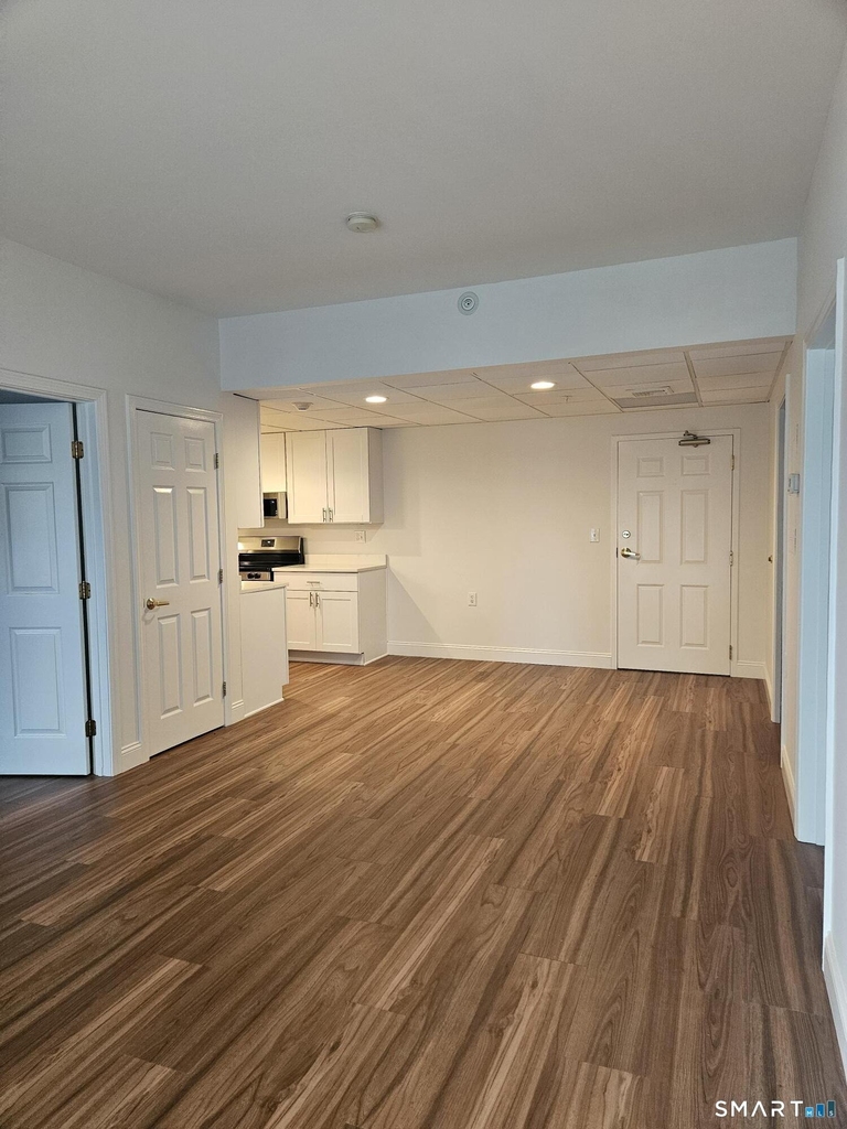 100c Danbury Road - Photo 5