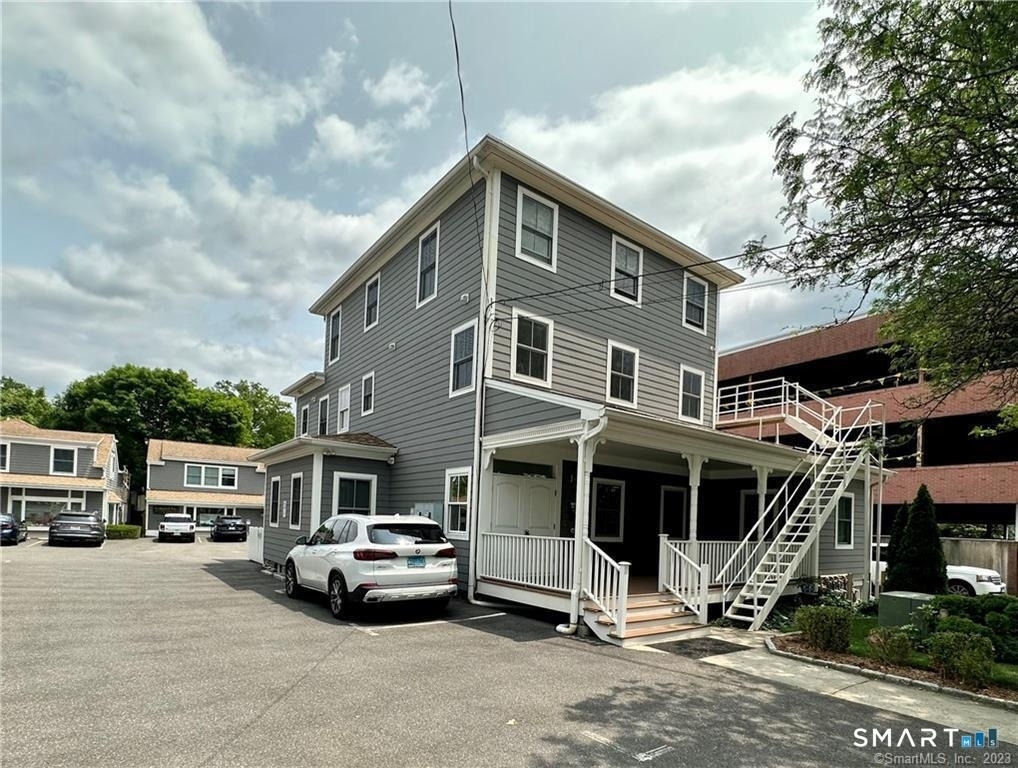 137 Mason Street - Photo 0
