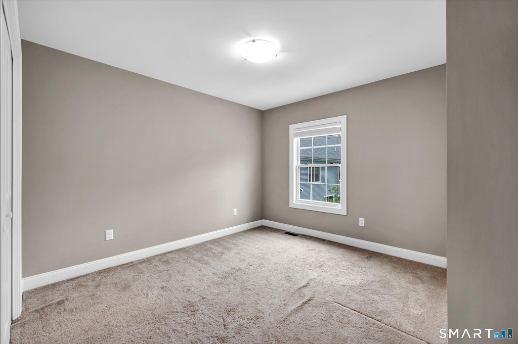 14 Yorkshire Court - Photo 18