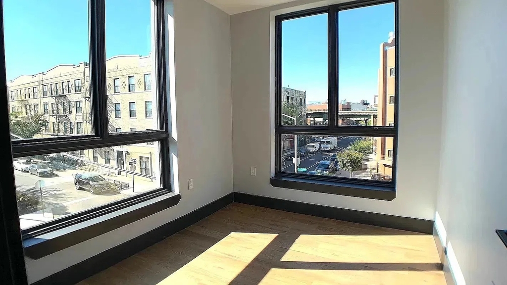 205 Central Avenue - Photo 17