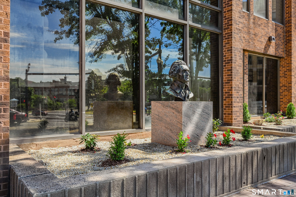 1 Main Street - Photo 10