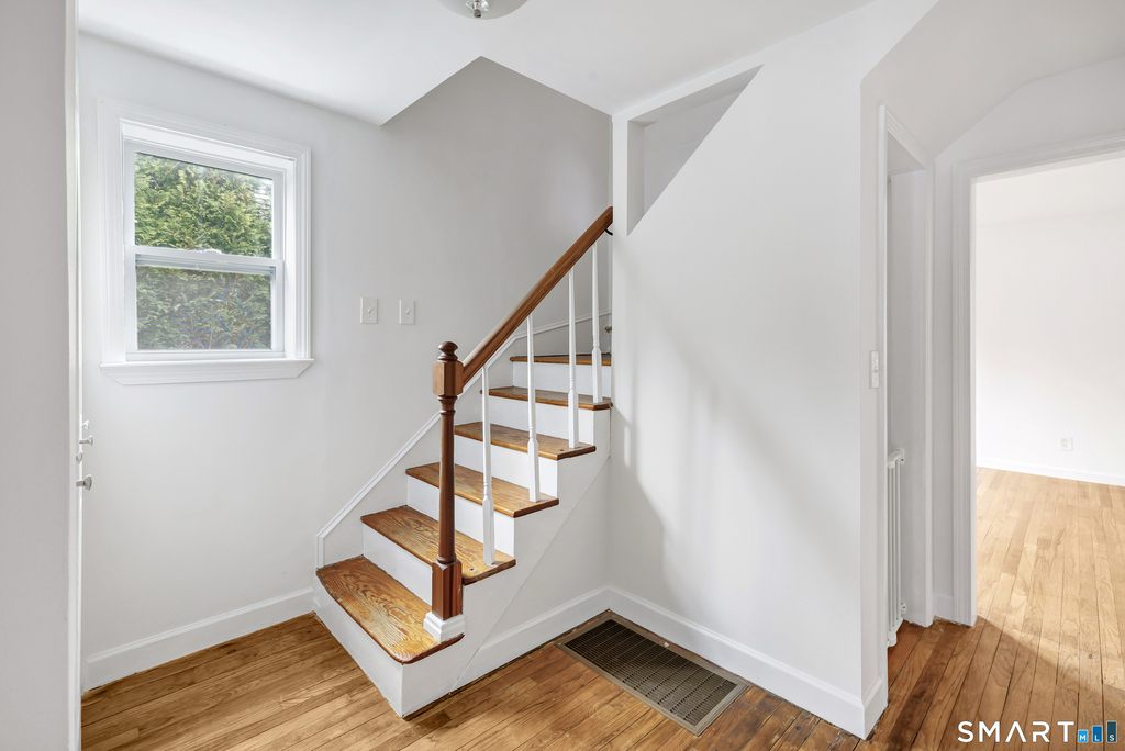 12 Sunset Avenue - Photo 17