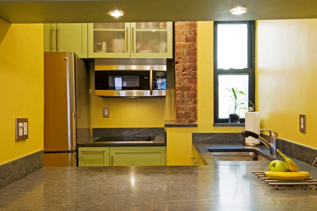 429 West 24th Street - Photo 8