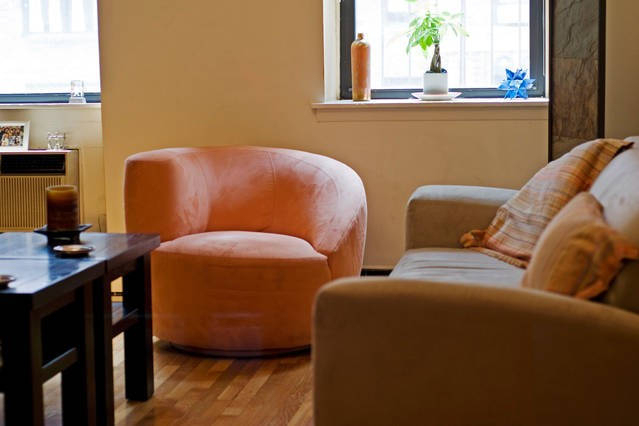429 West 24th Street - Photo 7