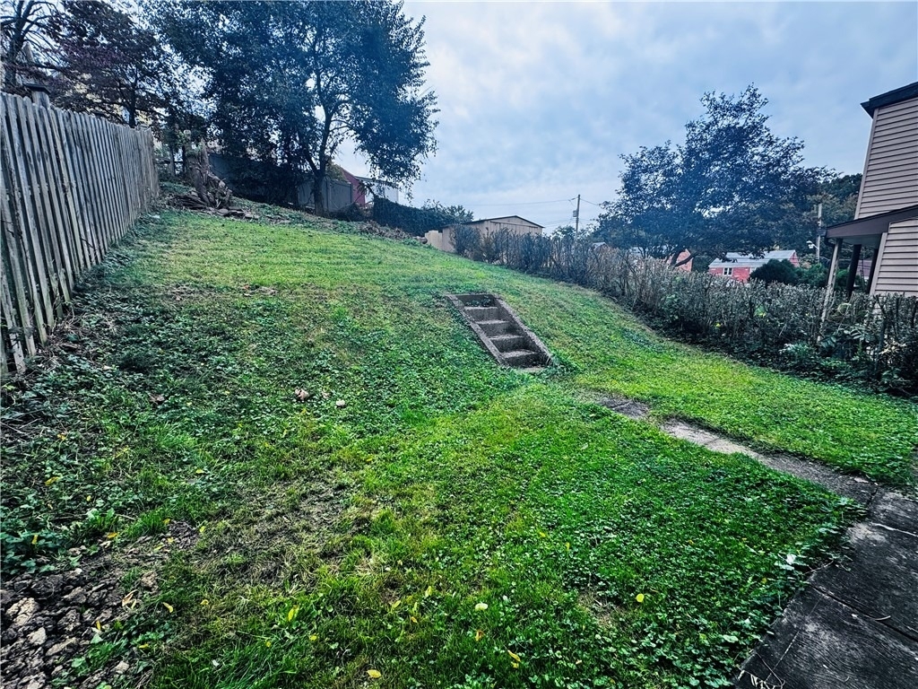 2308 Starkamp St - Photo 22