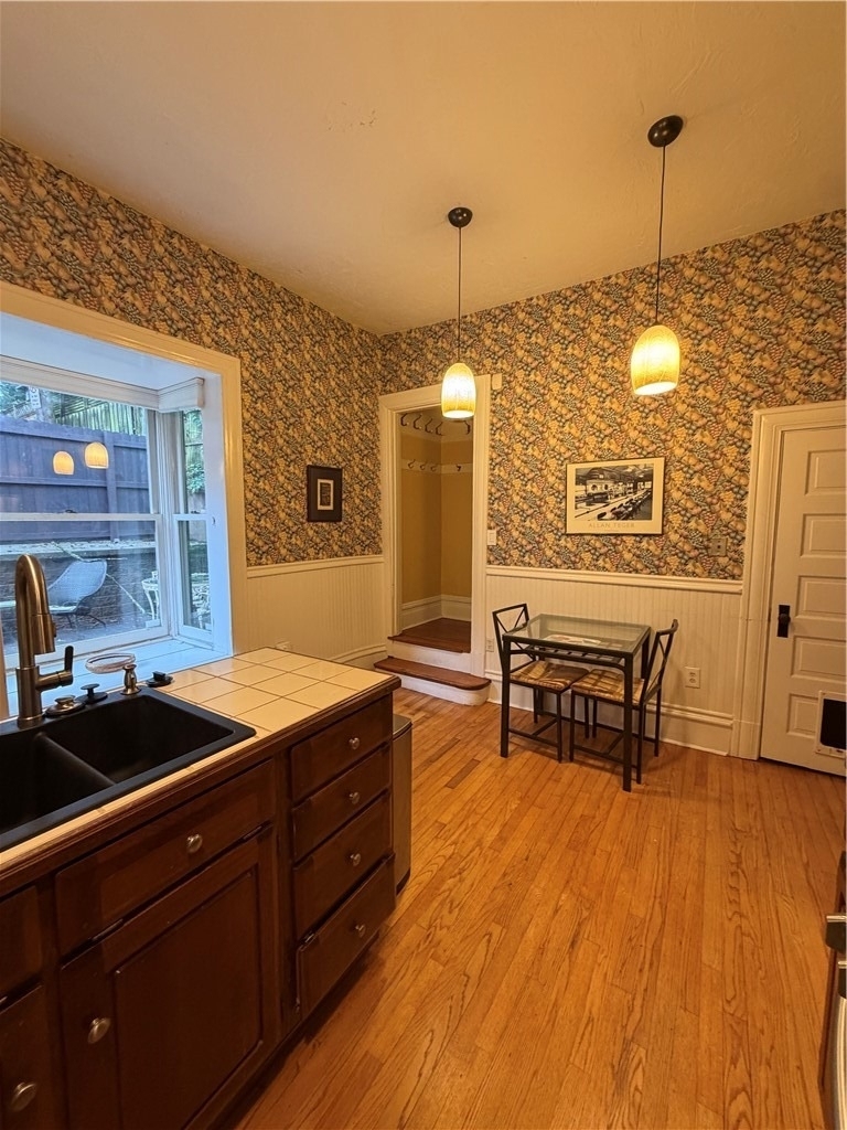22 Brownell St - Photo 4