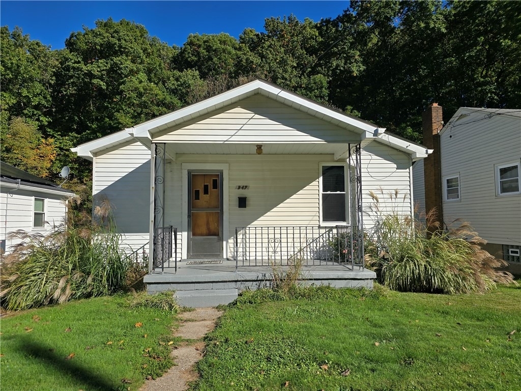 947 Hazel Ave - Photo 0