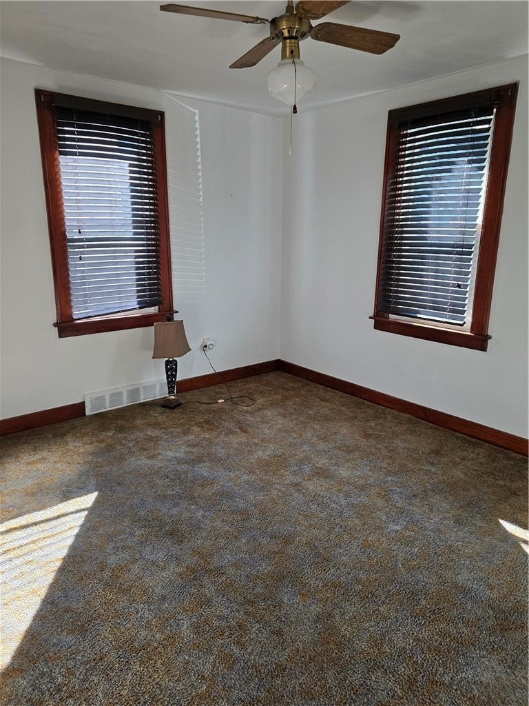 947 Hazel Ave - Photo 6