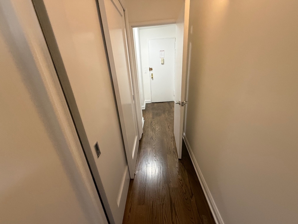405 East 56th Street - Photo 5