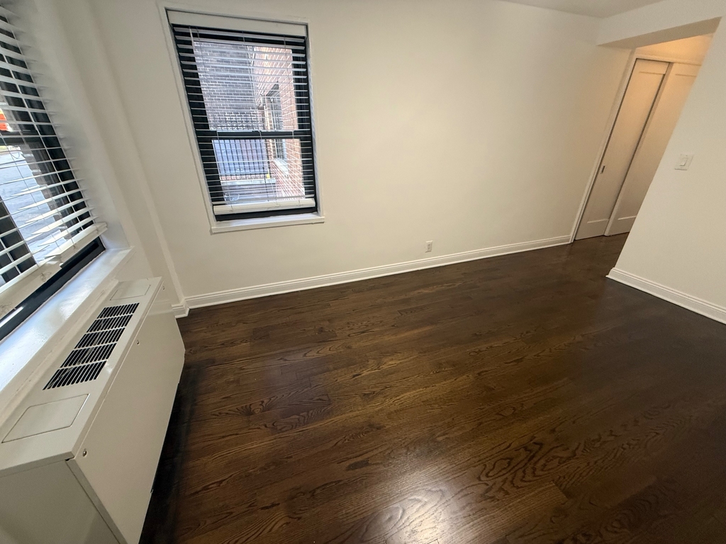 405 East 56th Street - Photo 4