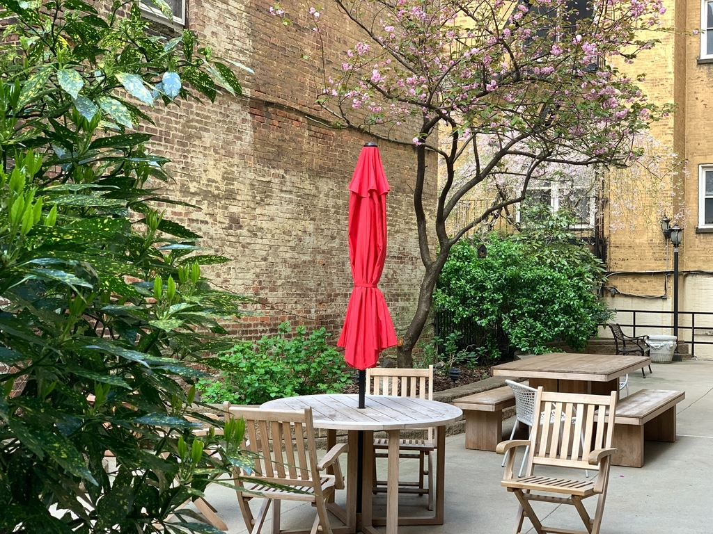 45 Pineapple Street - Photo 16
