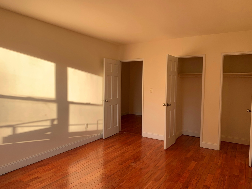 Ocean Avenue - Photo 4
