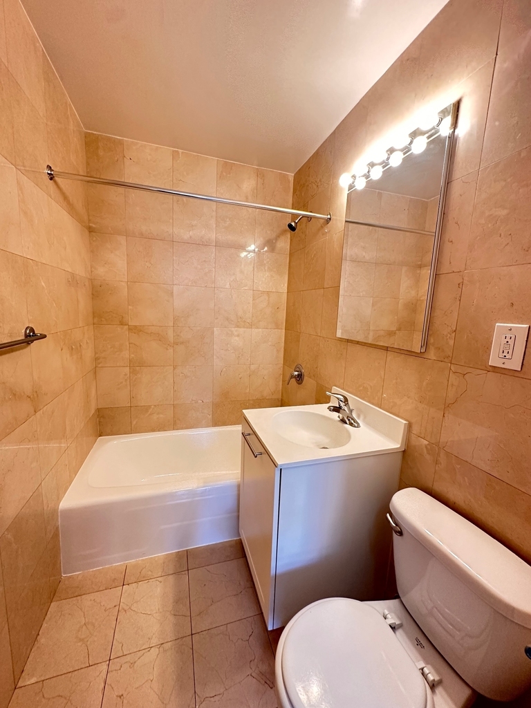 145 4th Avenue - Photo 3