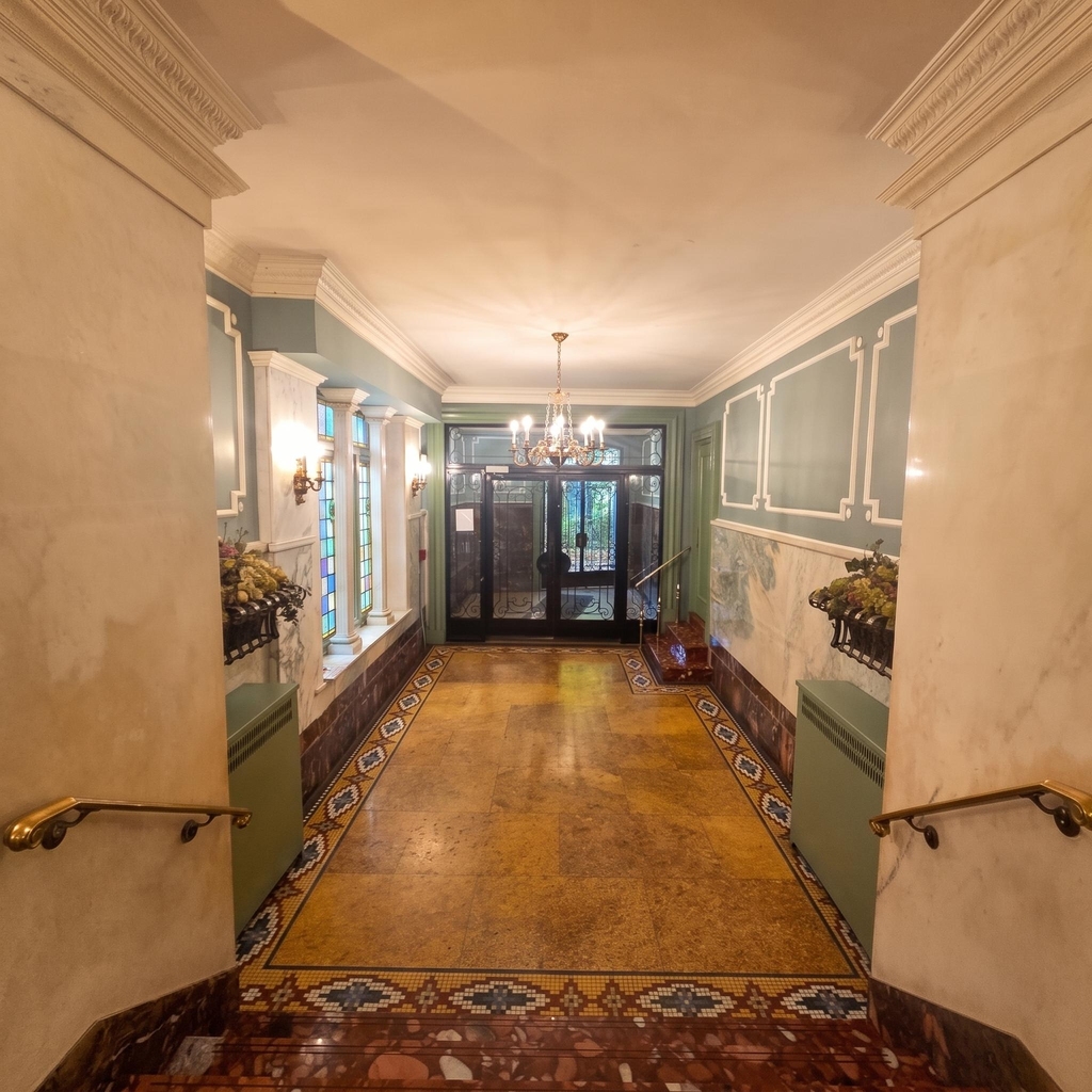 202 Riverside Drive - Photo 1