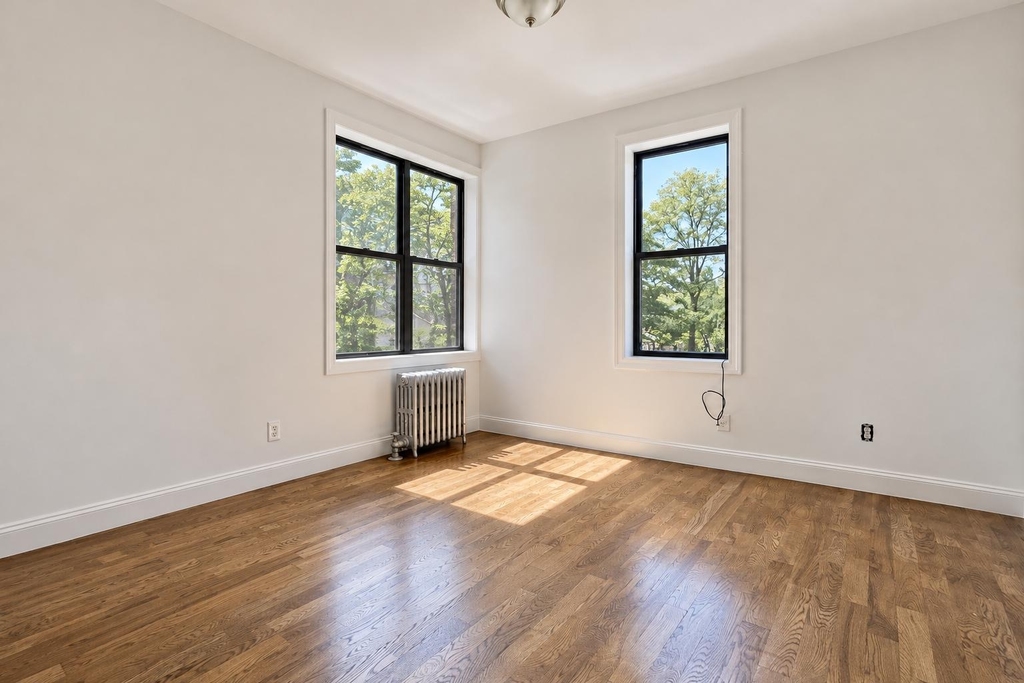 165 Pinehurst Avenue - Photo 5