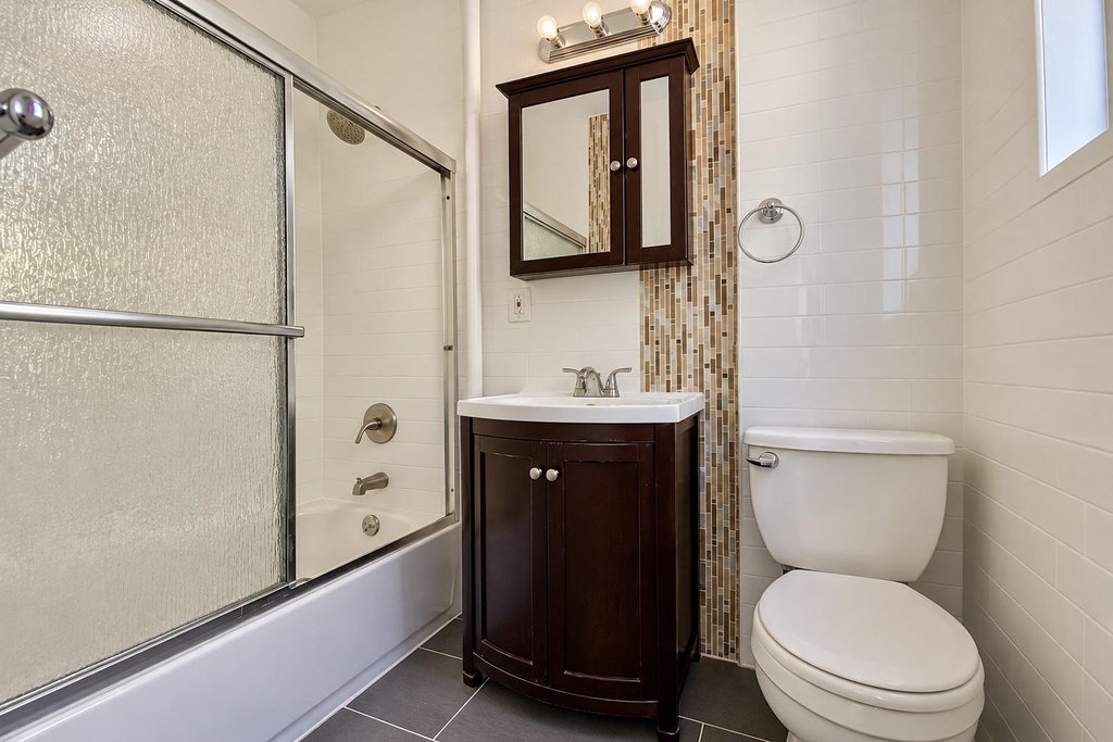 165 Pinehurst Avenue - Photo 7