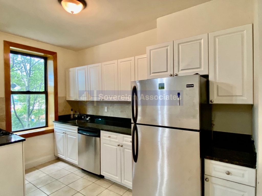 935 Saint Nicholas Avenue - Photo 1