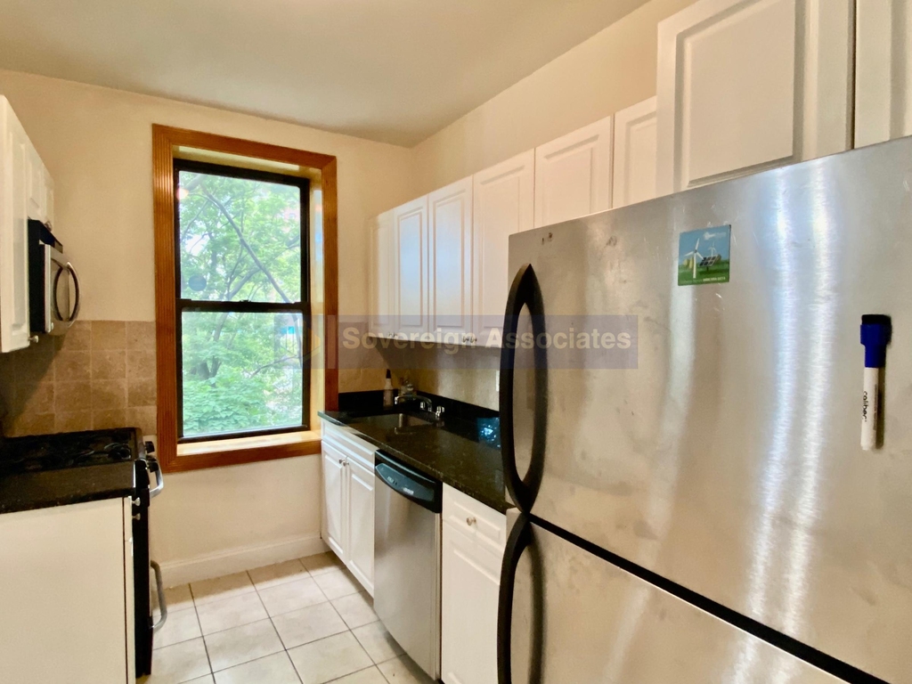935 Saint Nicholas Avenue - Photo 5