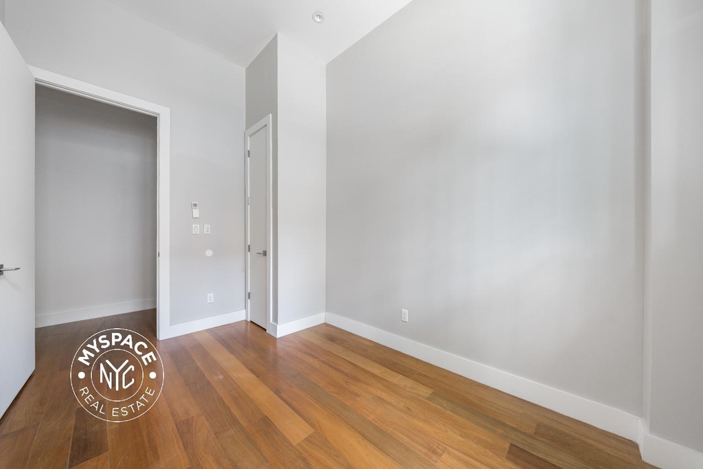 228 Kingsland Avenue - Photo 6