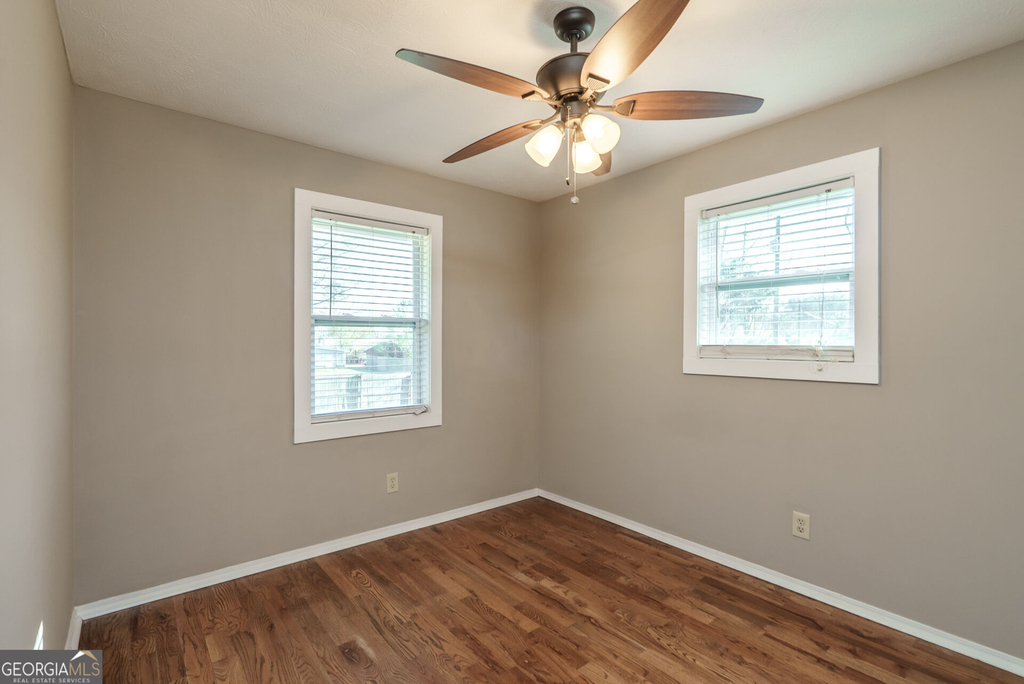 132 Ash Street - Photo 10
