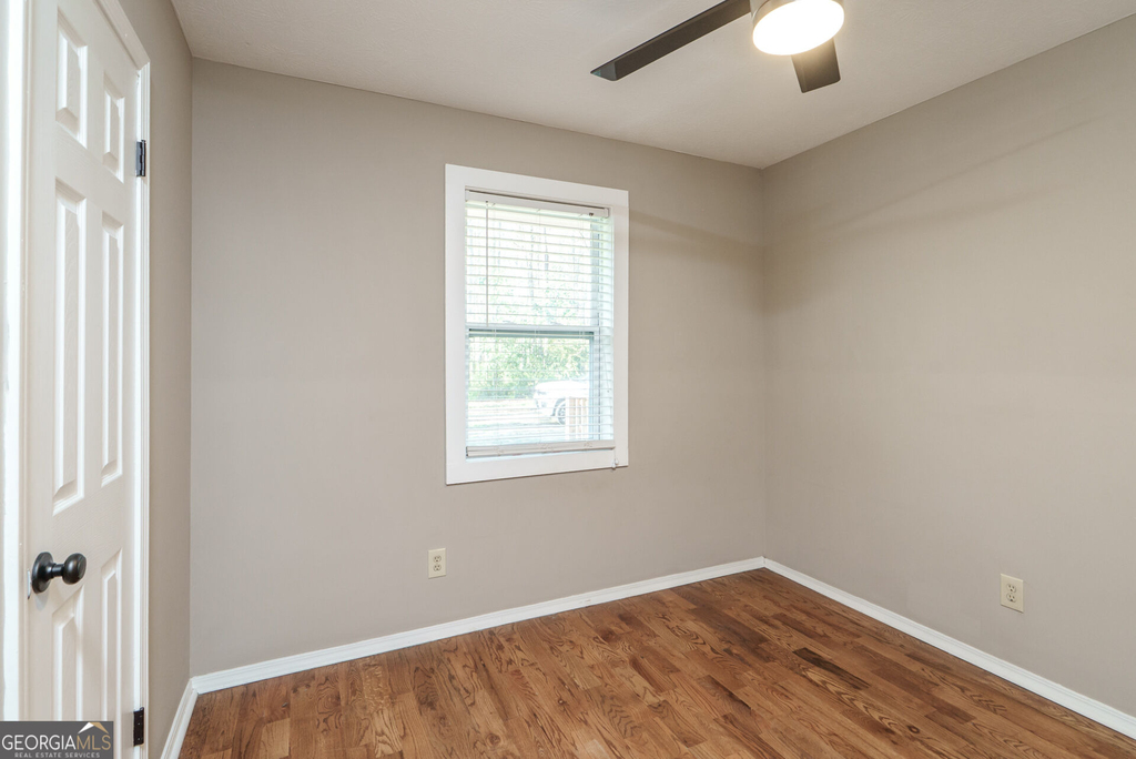 132 Ash Street - Photo 12
