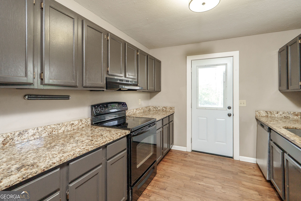 132 Ash Street - Photo 7