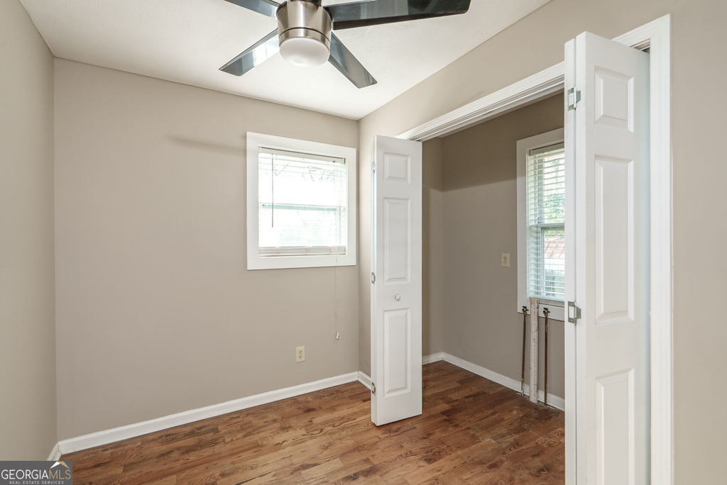 132 Ash Street - Photo 16
