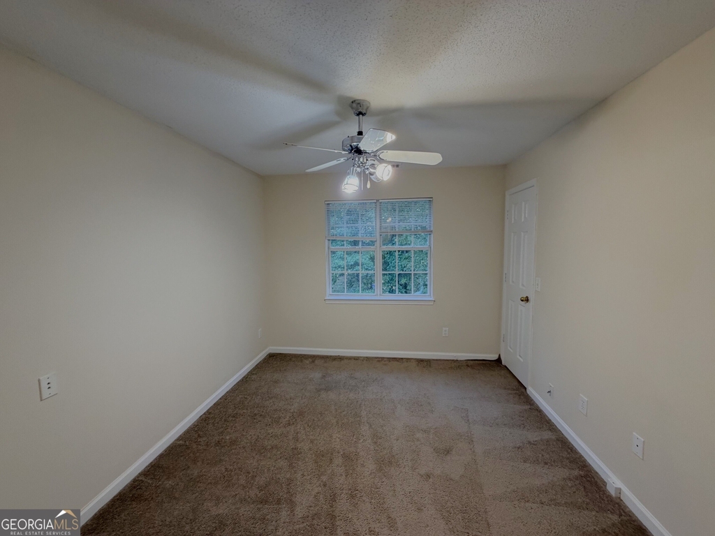 81 Abbotsford Drive - Photo 10