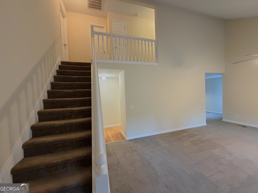 81 Abbotsford Drive - Photo 3