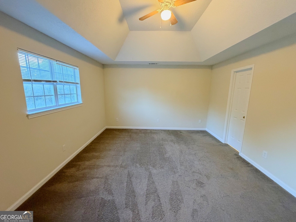 81 Abbotsford Drive - Photo 15