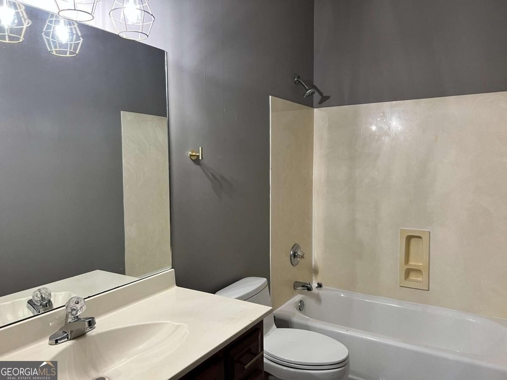 5035 Hamptons Club Drive - Photo 32