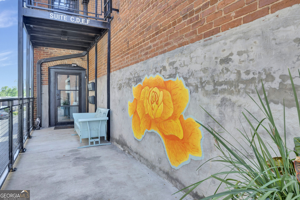133 W Washington Street - Photo 1