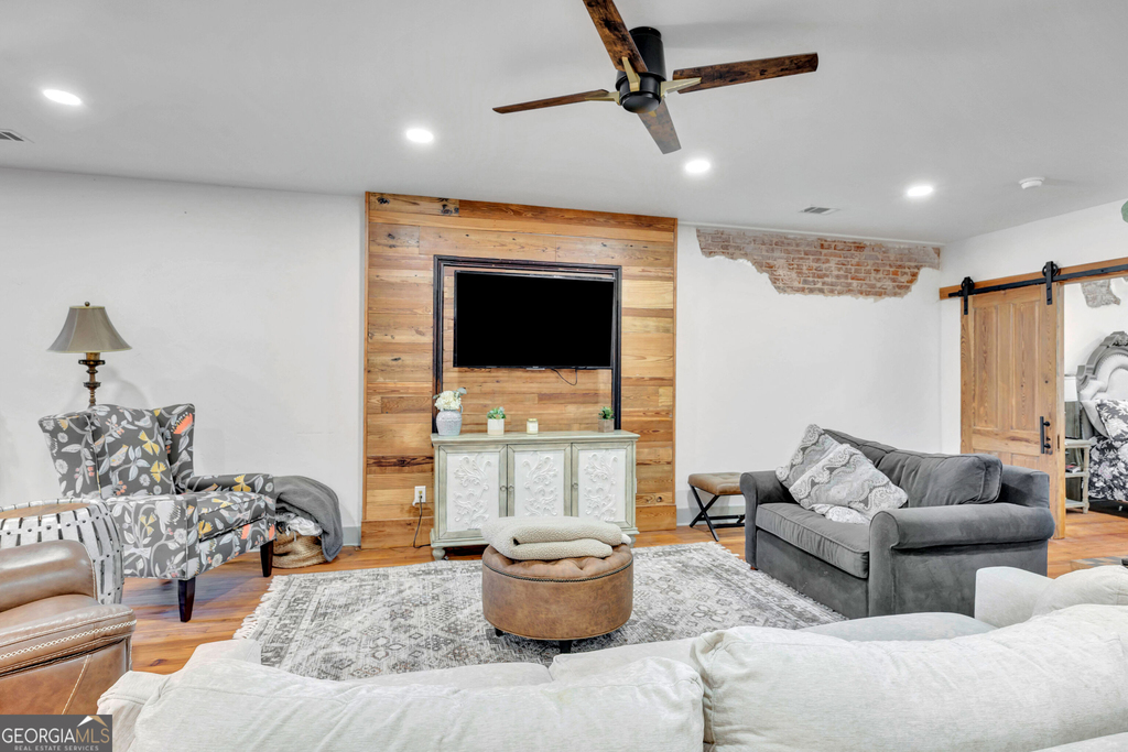 133 W Washington Street - Photo 31