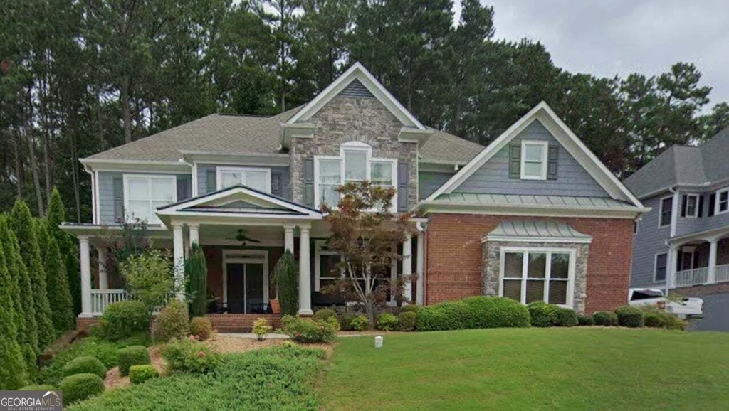 230 Thorncliff Way - Photo 0