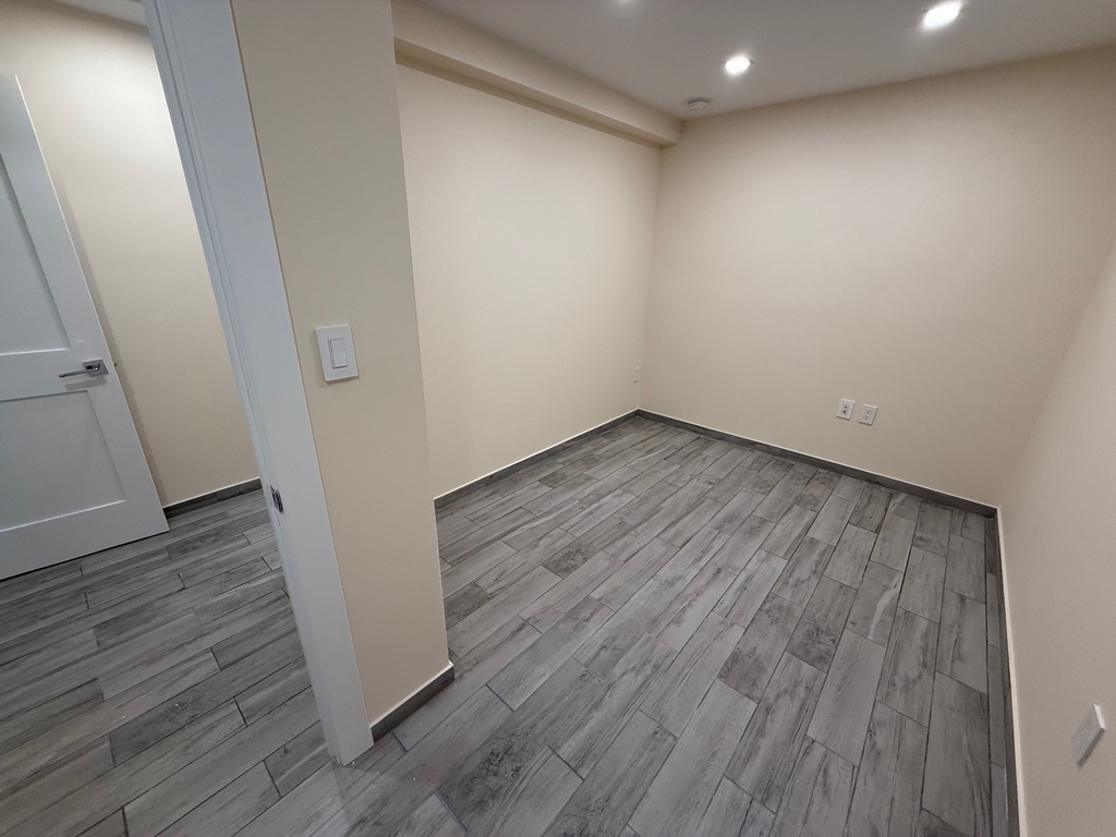18-15 21st Road - Photo 8